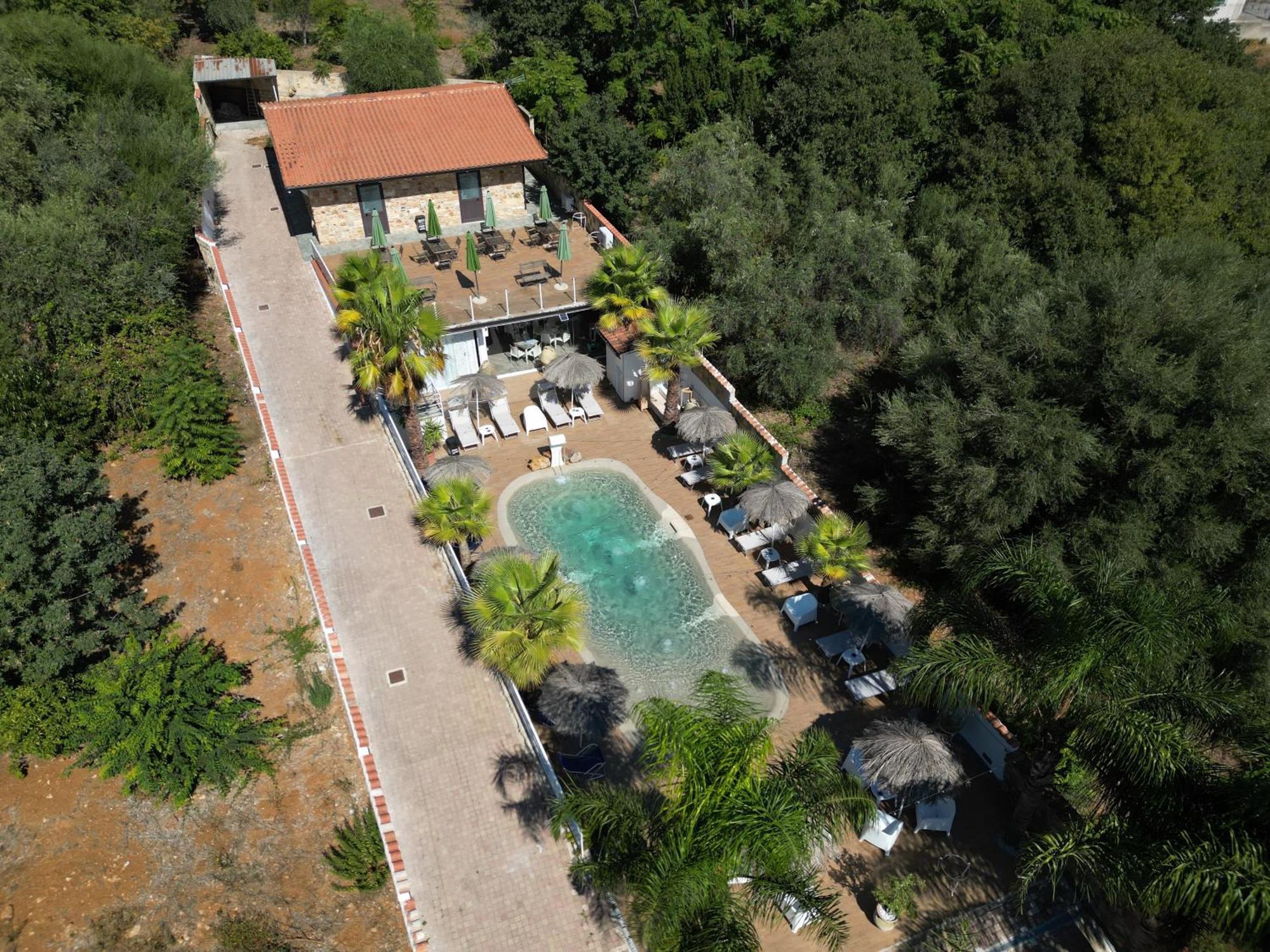 Rhelizeone & Spa جميل, Palermo